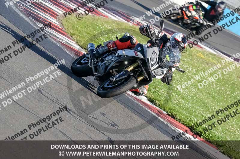 donington no limits trackday;donington park photographs;donington trackday photographs;no limits trackdays;peter wileman photography;trackday digital images;trackday photos